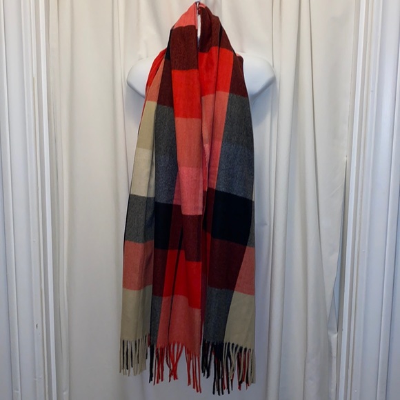Weekend by Suzanne Betro Plaid Blanket Scarf/Shawl - Picture 3 of 5